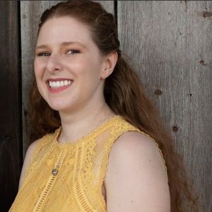 Meet your Posher, Carly